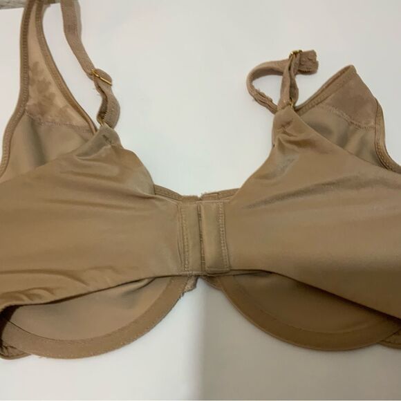 Le Mystere 34B Nude Bra - Picture 6 of 6